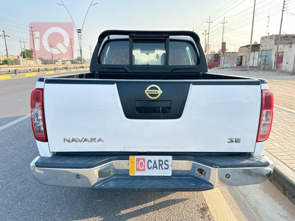 نيسان نافارا